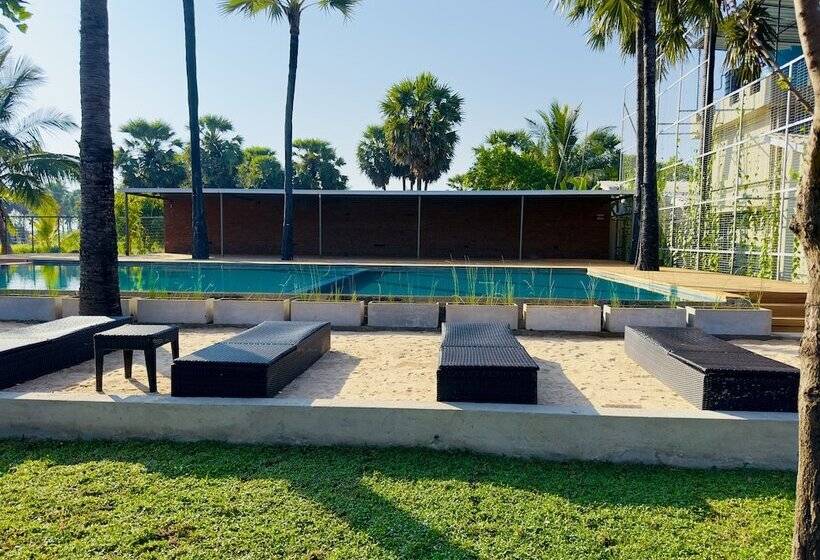 호텔 The Lilac Inn