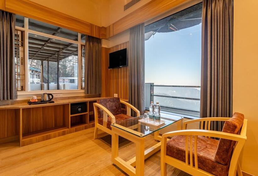 Hotelli Treebo Varuna With Mountain View