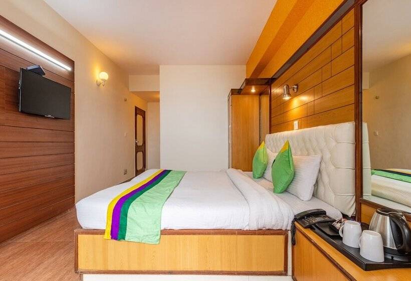 Hotelli Treebo Varuna With Mountain View