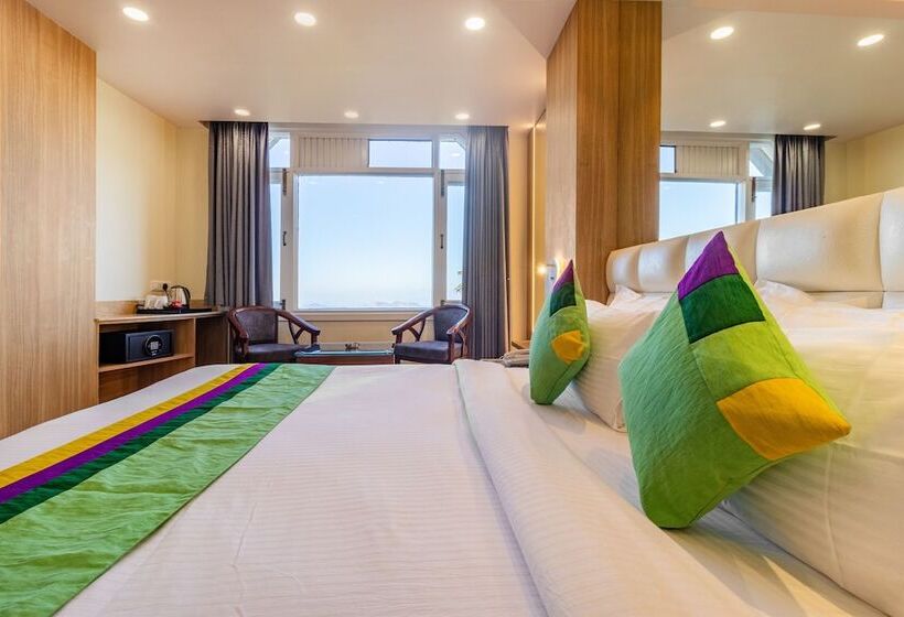 Hotelli Treebo Varuna With Mountain View