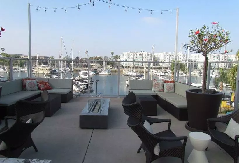 Miracle Mile Apartments With Full Amenities
