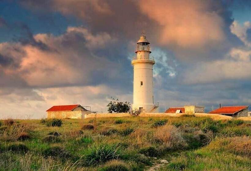 Paradise Cove Luxurious Beach Villas