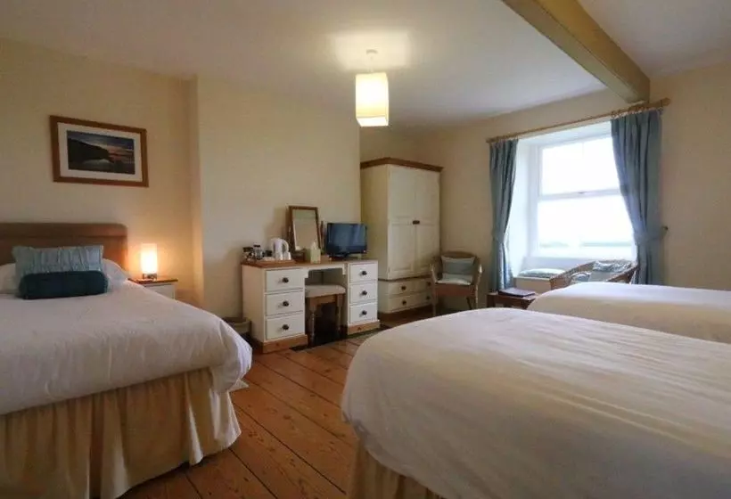 Majatalo Carraw Bed & Breakfast