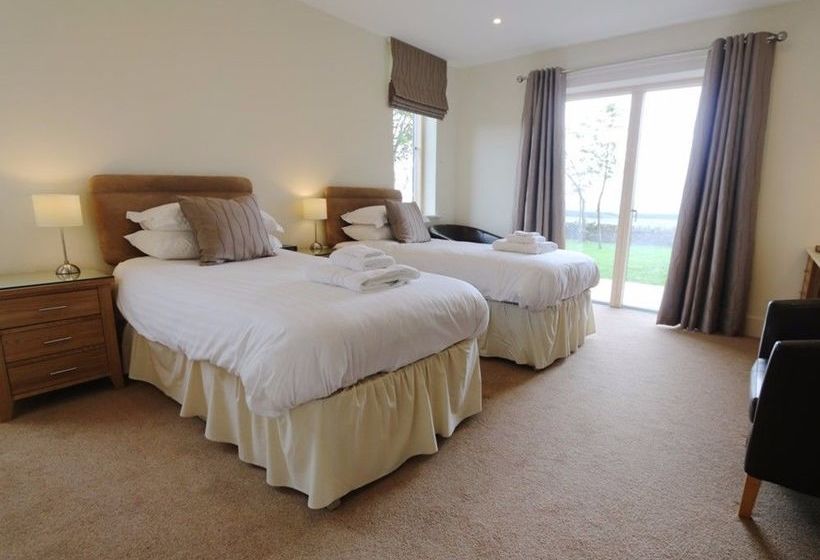 ペンション Carraw Bed & Breakfast