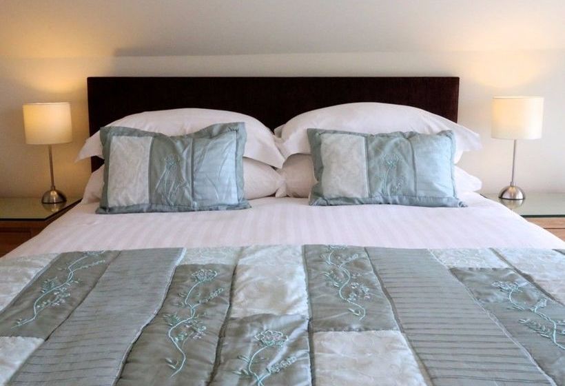 ペンション Carraw Bed & Breakfast