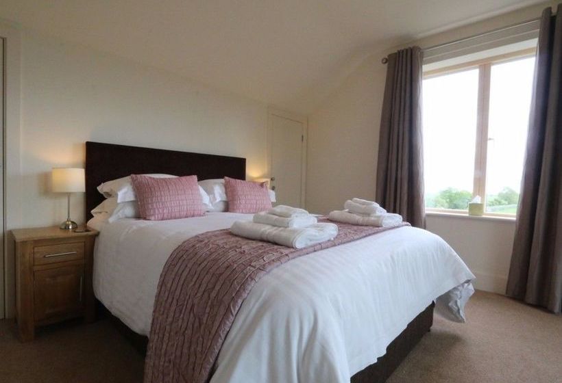 ペンション Carraw Bed & Breakfast