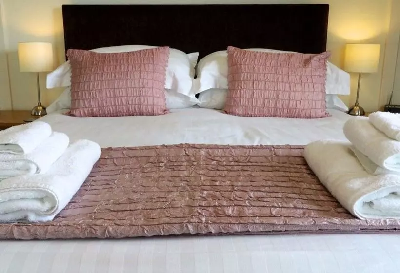 Majatalo Carraw Bed & Breakfast
