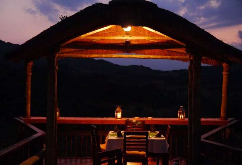 פנסיון Eco Eden Bush Lodge