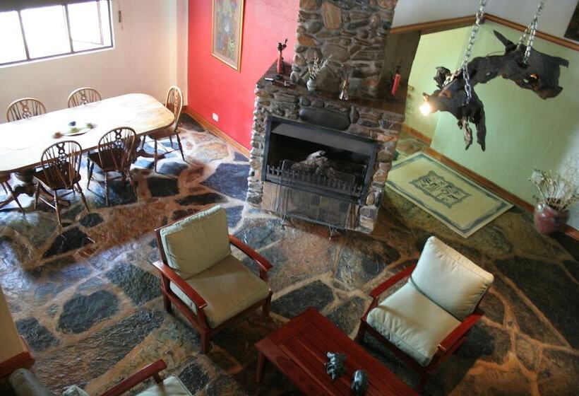 פנסיון Eco Eden Bush Lodge