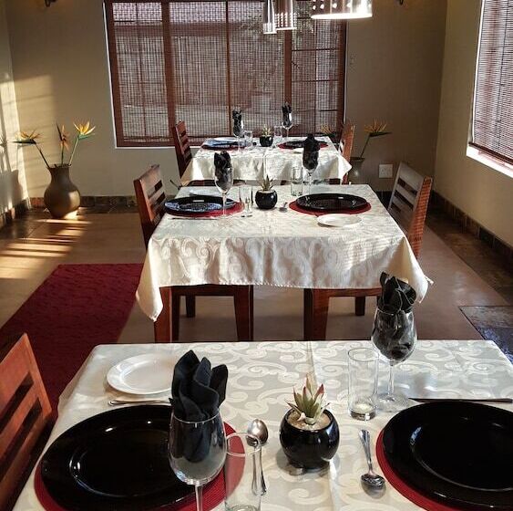 פנסיון Eco Eden Bush Lodge