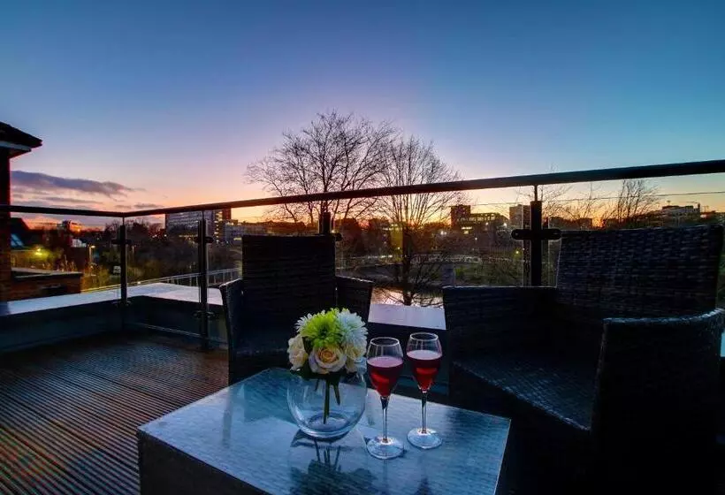 Riverside Villas