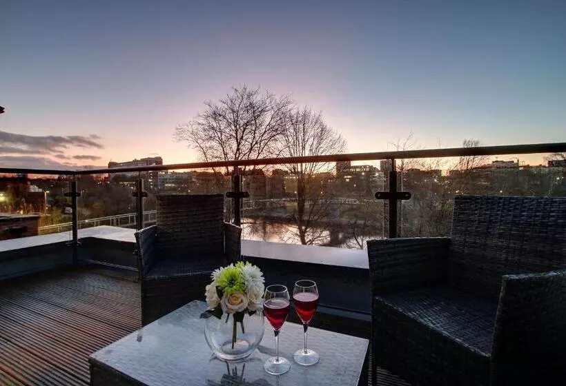 Riverside Villas