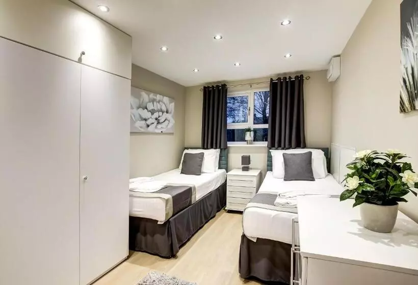 Riverside Villas