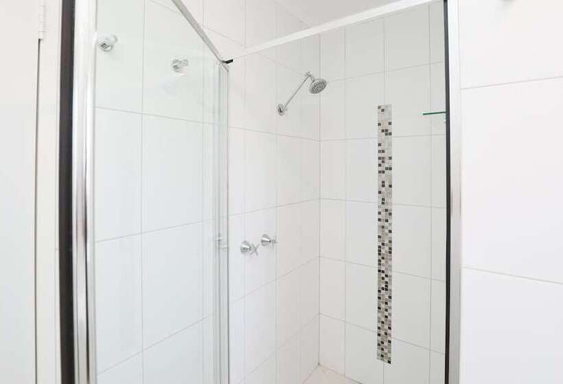 112 Olive Apartments