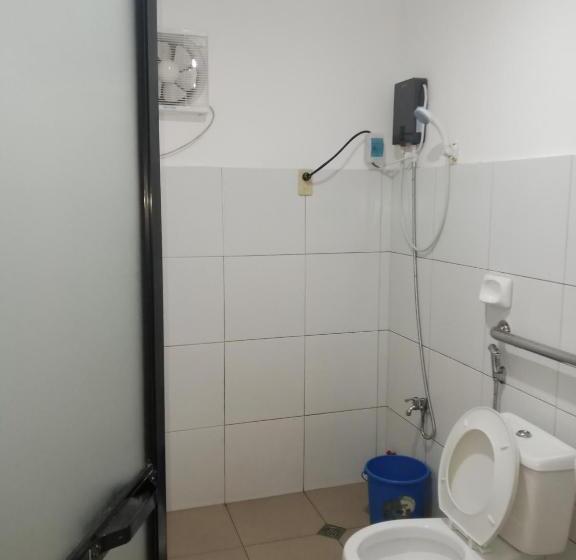 Bed and Breakfast Raje Residence