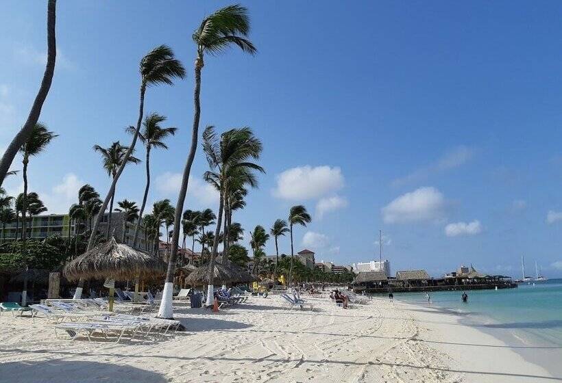 Brisas Studio Apartments