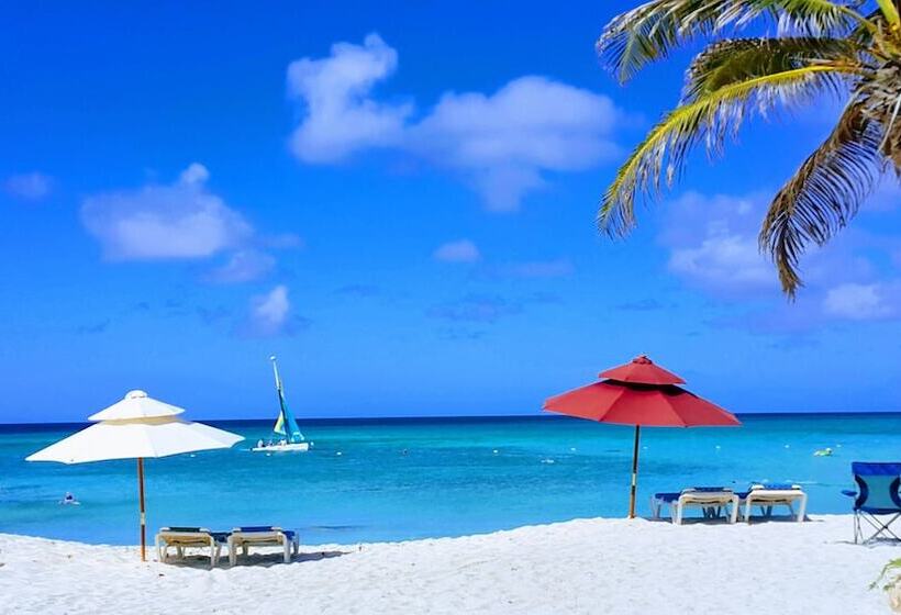 Brisas Studio Apartments