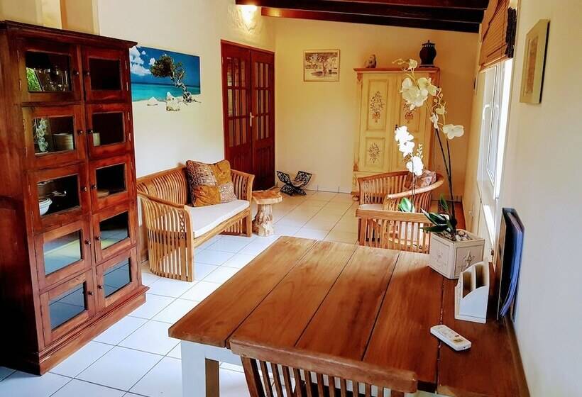 Brisas Studio Apartments