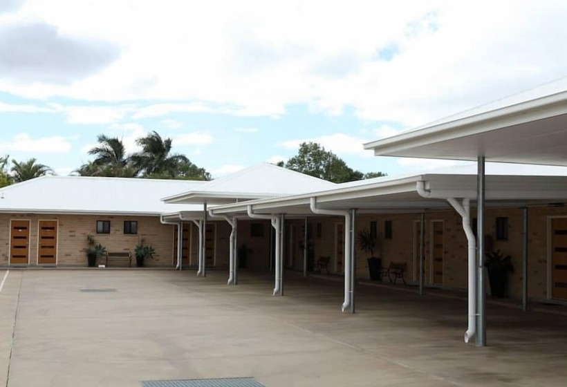 Emerald Central Palms Motel