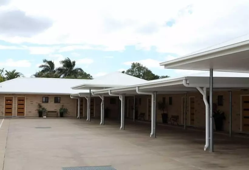 Emerald Central Palms Motel