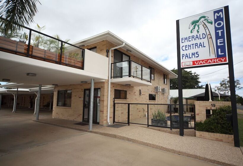 Emerald Central Palms Motel