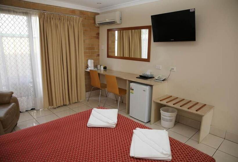 Emerald Central Palms Motel