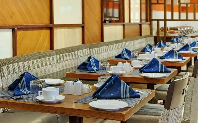 Hotelli Best Western Alkapuri, Vadodara