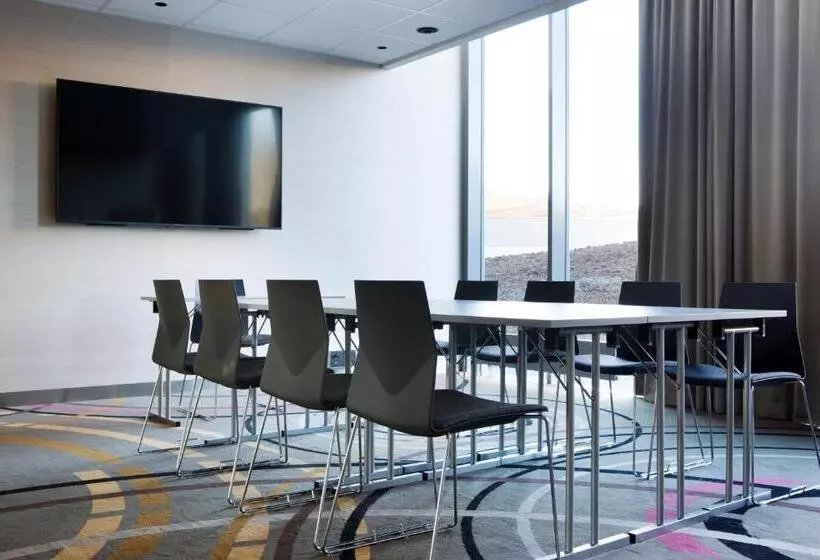 Comfort Hotel Bergen Airport Terminal