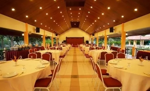هتل Felda Residence Tekam
