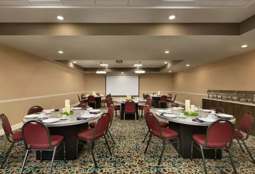 ホテル Hilton Garden Inn Statesville