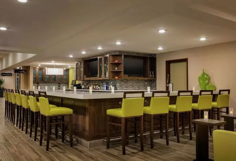 ホテル Hilton Garden Inn Statesville