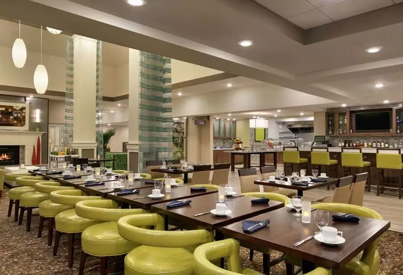 ホテル Hilton Garden Inn Statesville