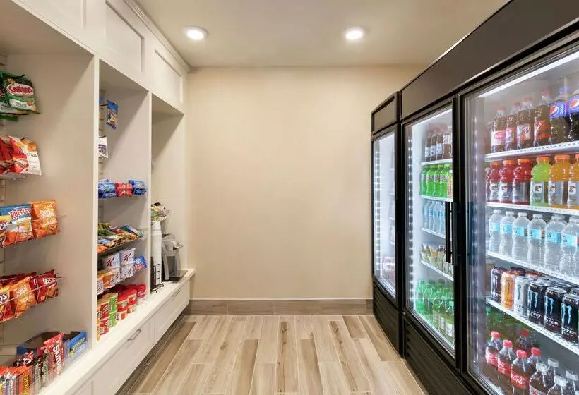 ホテル Hilton Garden Inn Statesville