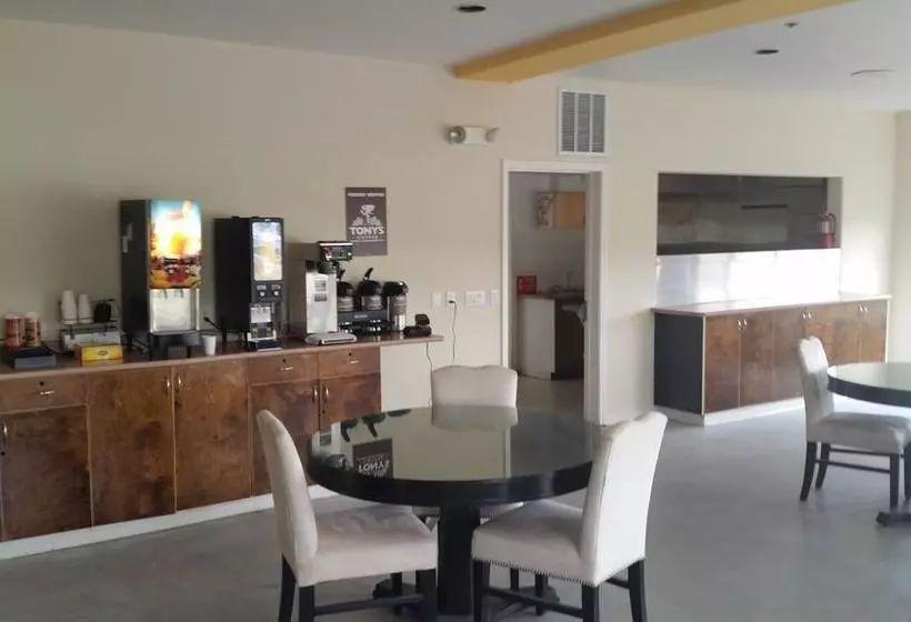 Hotelli Orca Inn Suites