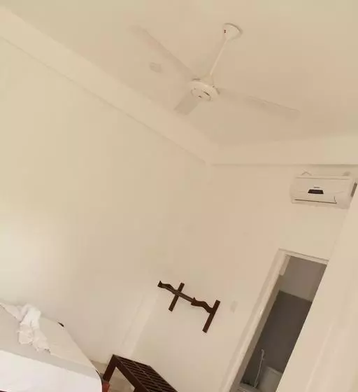 Hotelli Pearl City