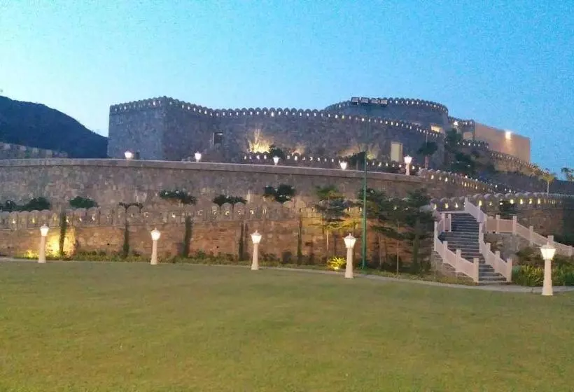 ホテル Raajsa Resort Kumbhalgarh