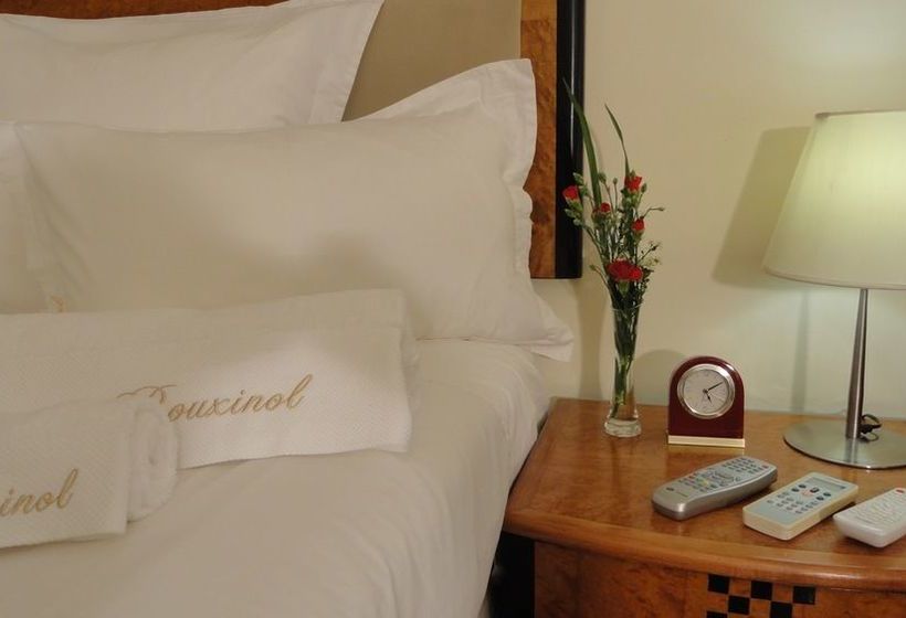 هتل Rouxinol Boutique