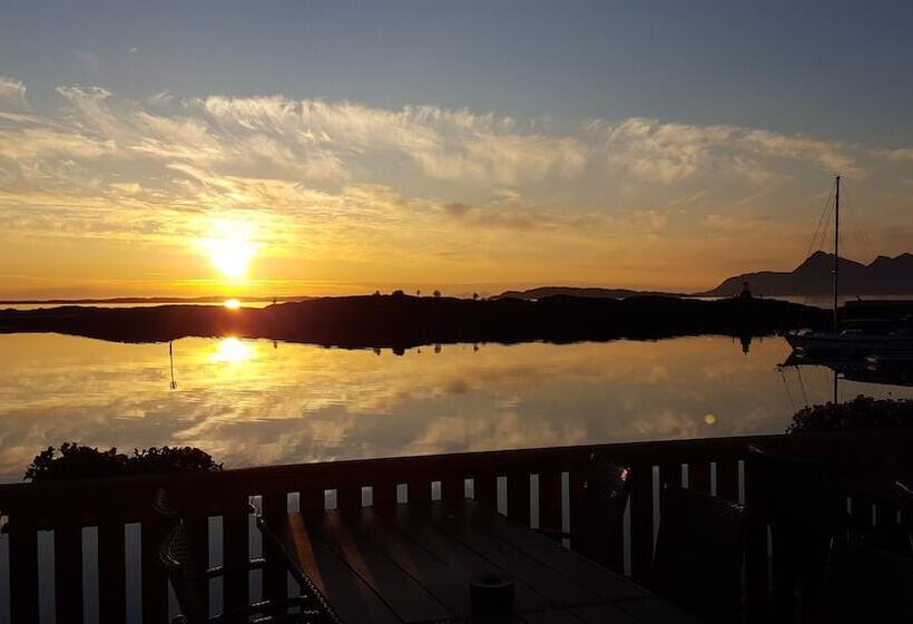 Kjerringøy Bryggehotell