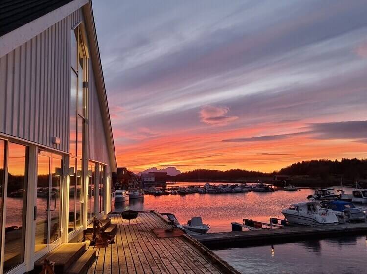 Kjerringøy Bryggehotell