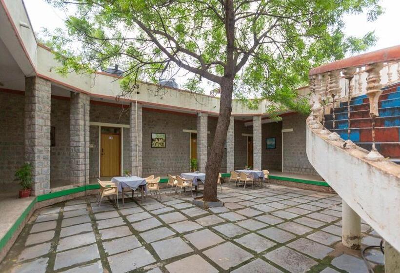 Kstdc Hotel Mayura Bhuvaneshwari Kamalapur