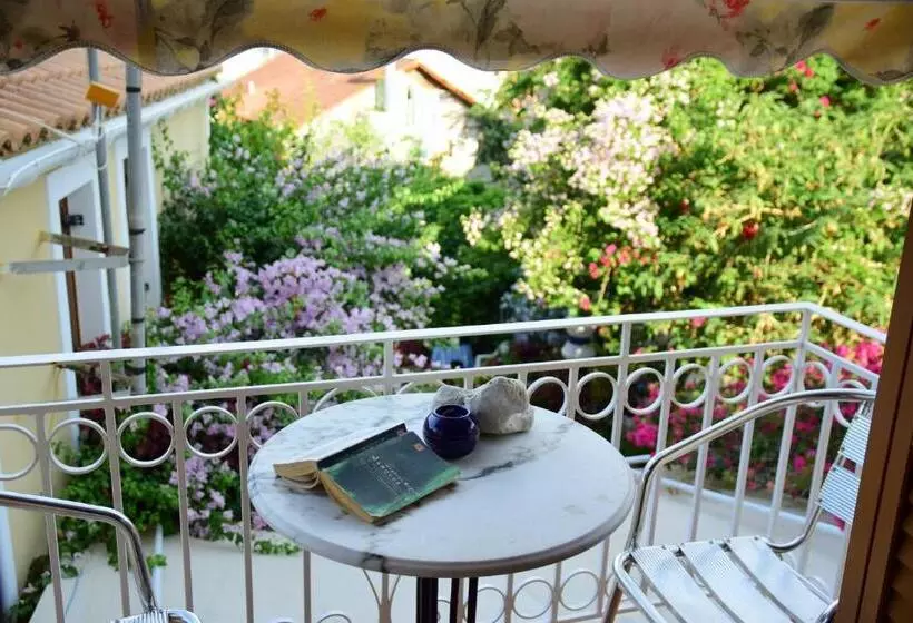 پانسیون Fiori Studios Fiscardo