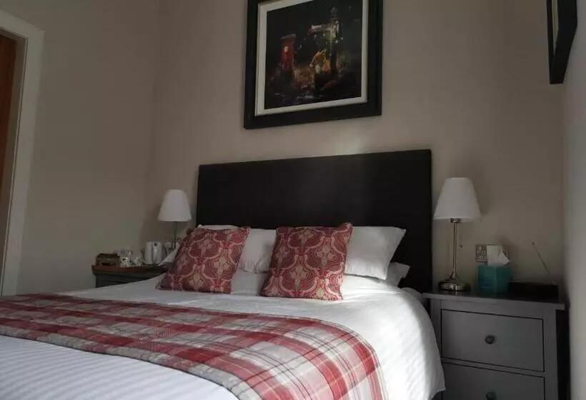 پانسیون Munro Guest House