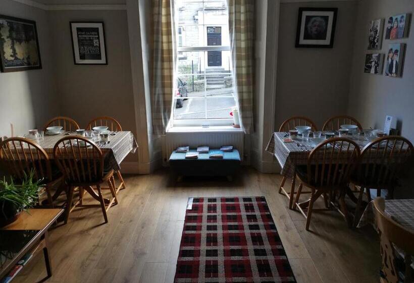 Пансион Munro Guest House