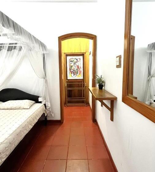 Пансион Pearl House