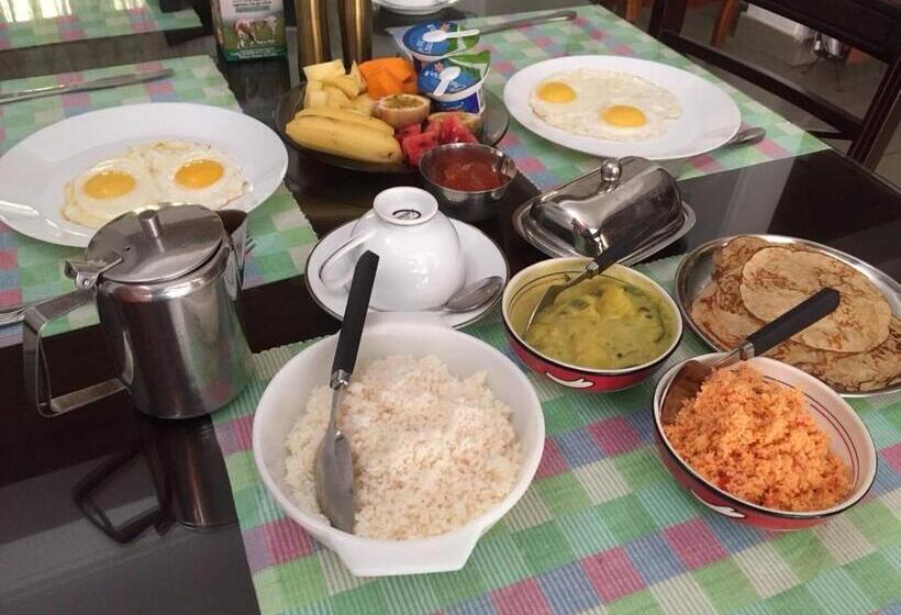 Пансион Pearl House