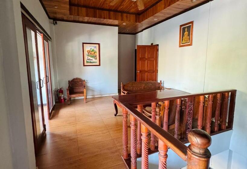 Pension Singharat Guesthouse