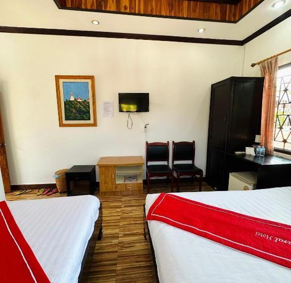 Pension Singharat Guesthouse