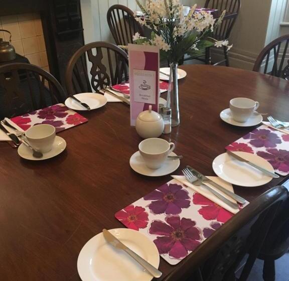 膳宿费 The Claremont