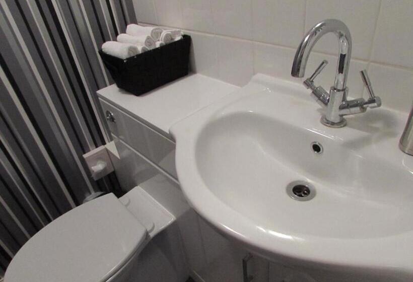 膳宿费 The Claremont