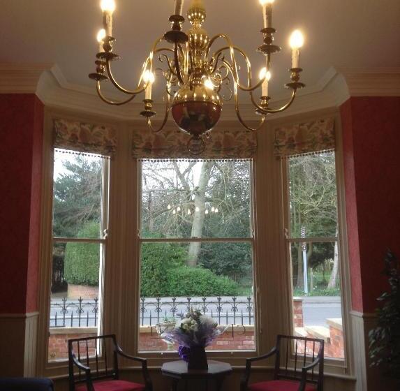 膳宿费 The Claremont